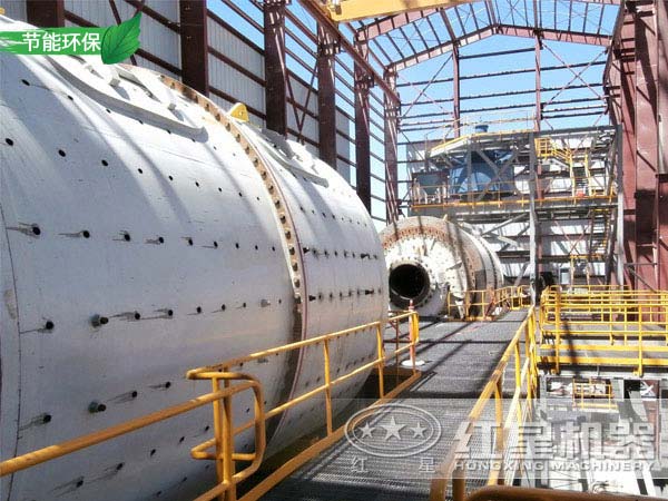 球磨機(jī)客戶(hù)現(xiàn)場(chǎng)