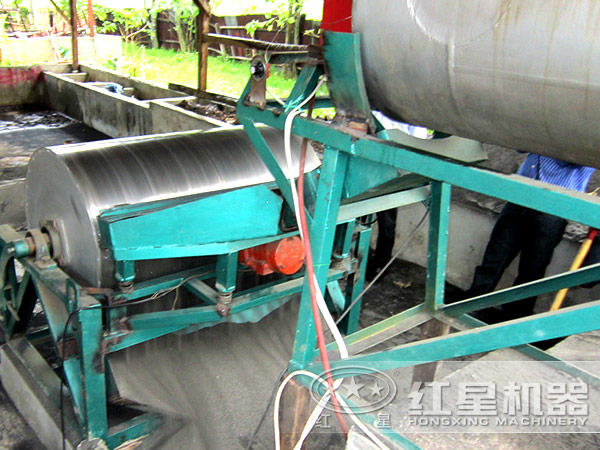 干式磁選機客戶現(xiàn)場 干式磁選機客戶現(xiàn)場