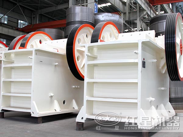 顎式破碎機(jī)生產(chǎn)車間 顎式破碎機(jī)生產(chǎn)車間