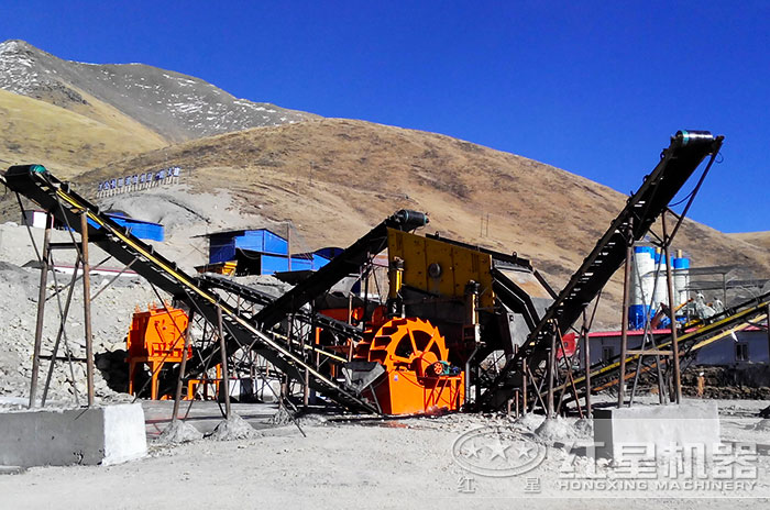 洗砂機(jī)現(xiàn)場(chǎng)作業(yè)圖 洗砂機(jī)現(xiàn)場(chǎng)作業(yè)圖