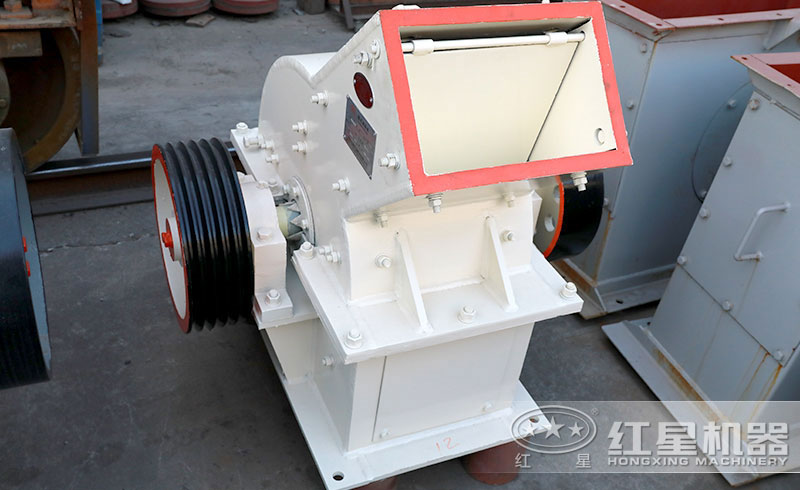 小型錘式打沙機(jī)設(shè)備 小型錘式打沙機(jī)設(shè)備