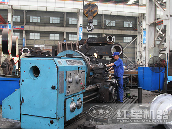 紅星機器車間作業(yè)人員 紅星機器車間作業(yè)人員